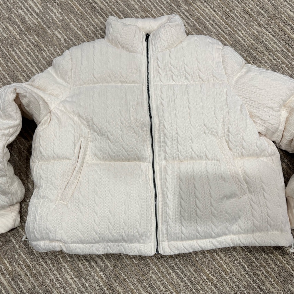 Fantastic Fawn Elegant Cream Jacket full zip size medium